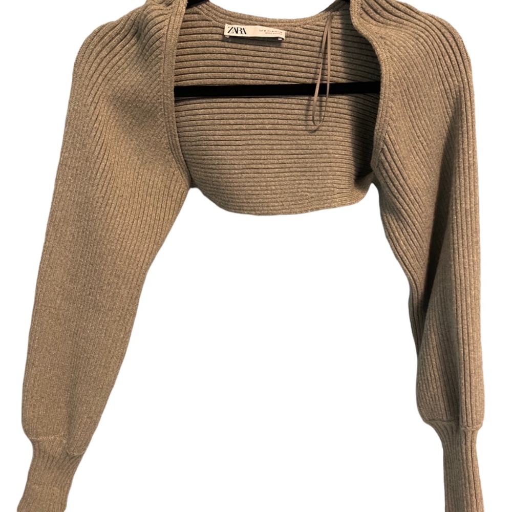 Zara Super Cropped Sweater - Light Olive Shawl